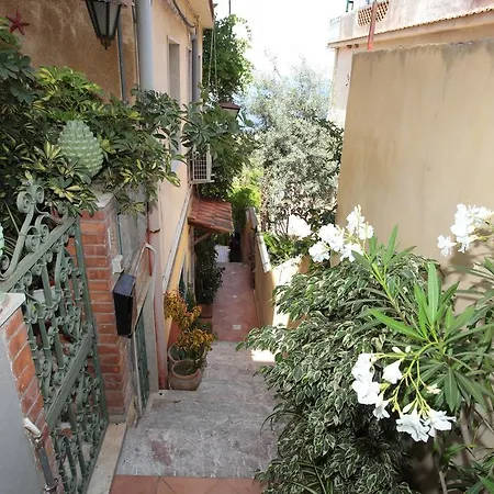 La Guardiola Di Angela E Nino Bed and Breakfast