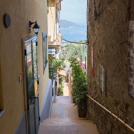 Bed and Breakfast La Guardiola Di Angela E Nino *