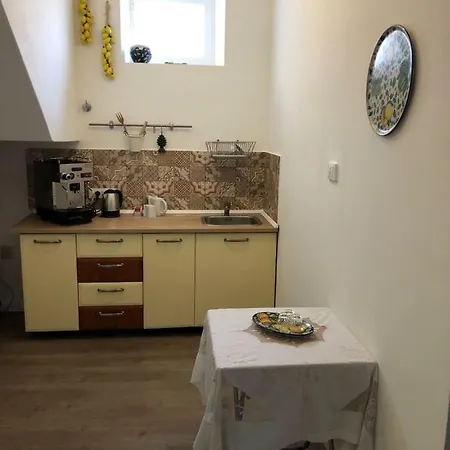 Bed and Breakfast La Guardiola Di Angela E Nino